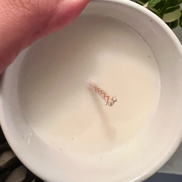 Candle - Picture 5 of 16